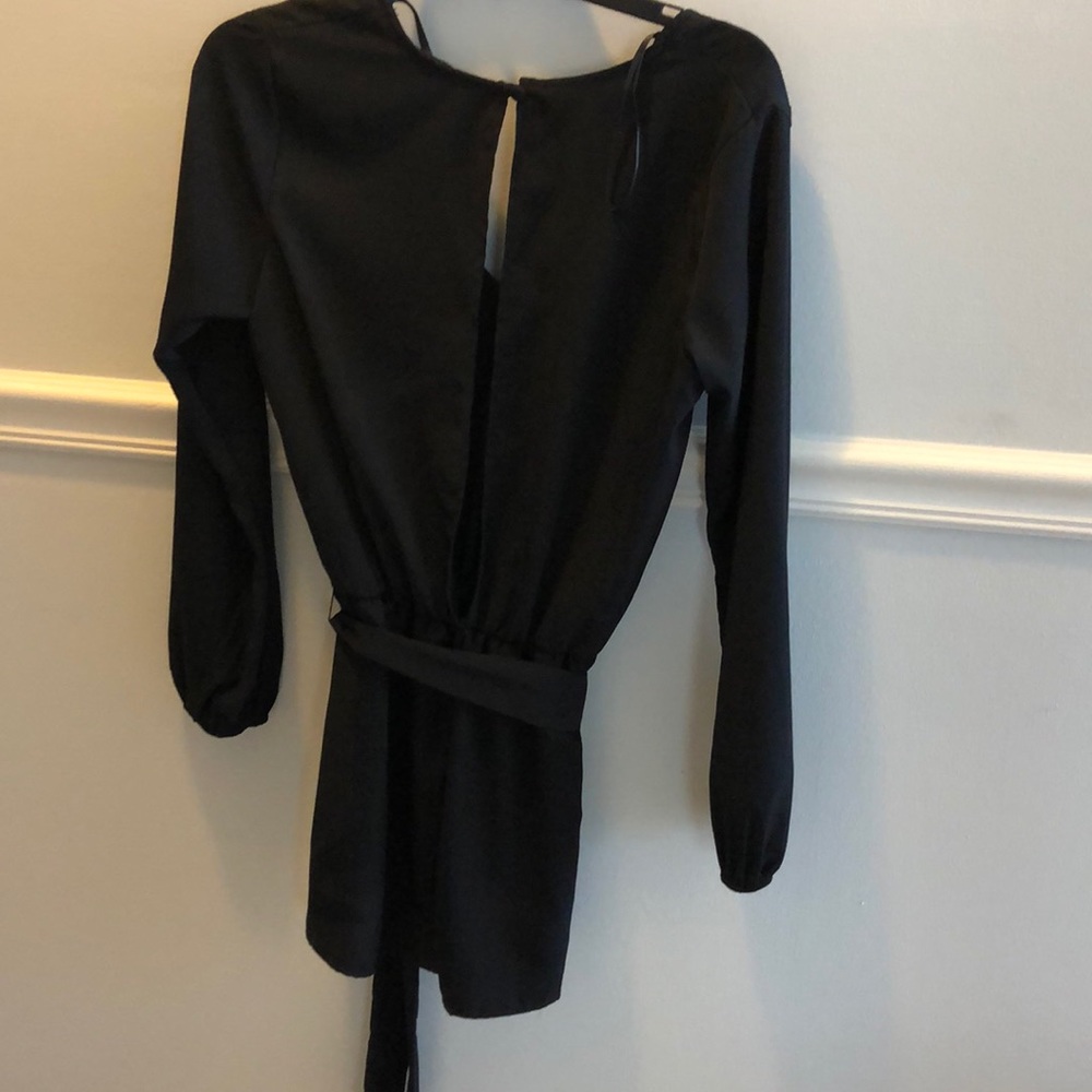 Romper - Picture 2 of 5